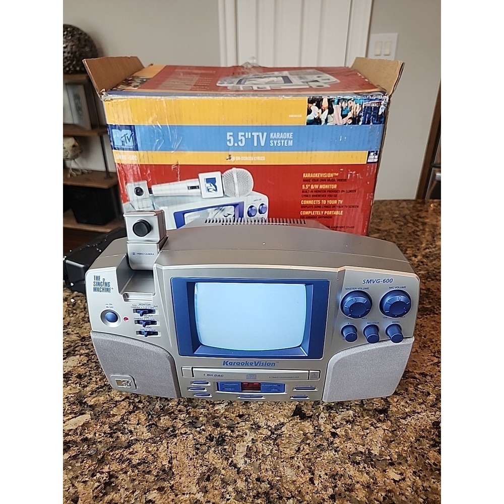 MTV SMVG-600 Singing Machine Music Video Camera Karaoke System Boxed - Complete